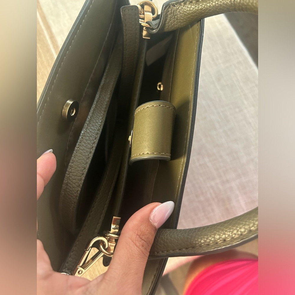 Olive Target Purse - Picture 2 of 4